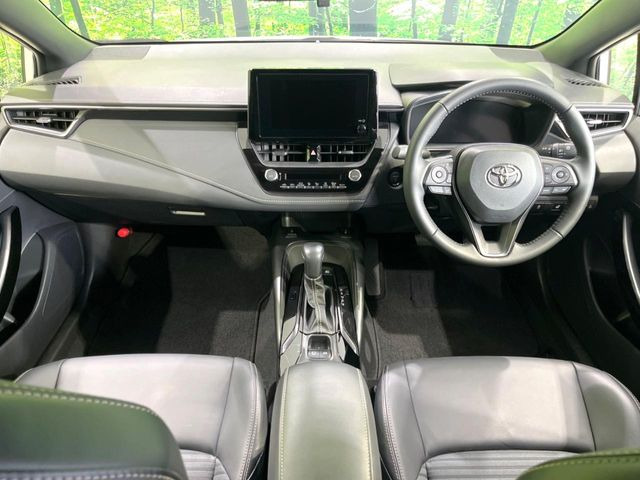 カローラツーリング1.8 ハイブリッド W×B