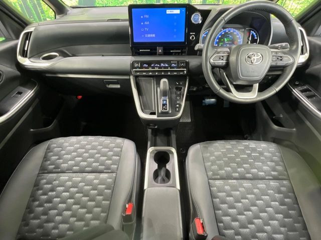 ヴォクシー1.8 ハイブリッド S-Z