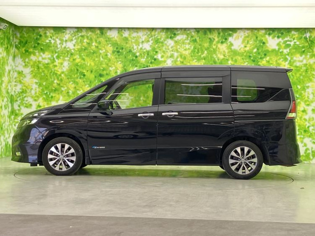 セレナ2.0 ハイウェイスター プロパイロット エディション