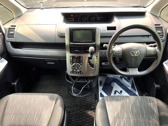 ヴォクシー2.0 ZS 煌II