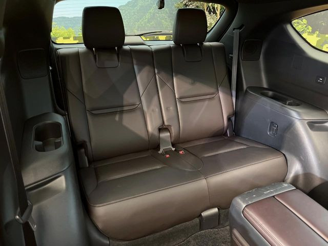 3��ڃV�[�g�͂�������ԗǍD����l�ł��������ƍ����Ē����܂��̂ŁA��l���ł̂��o���������N���N�ł��􂲉Ƒ��ŁA�C�̒m�ꂽ���ԂŁA�h���C�u�ɍs���̂��y���݂ł��ˁ�