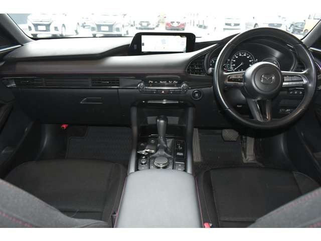 MAZDA3ファストバック2.0 20S ブラックトーンエディション 4WD