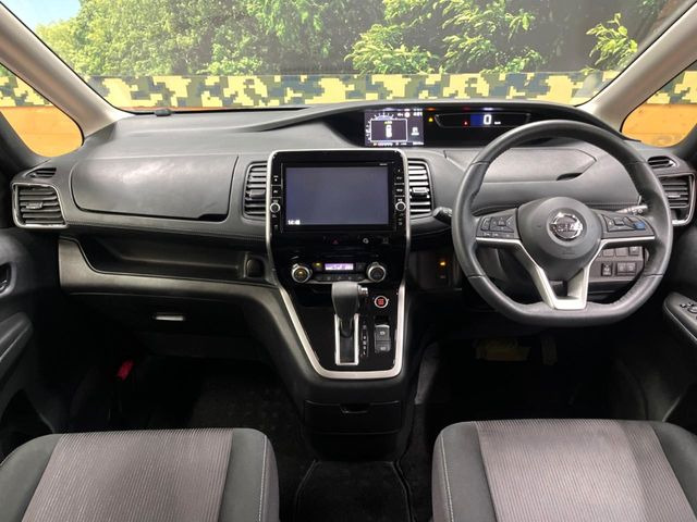 セレナ2.0 ハイウェイスター VセレクションII