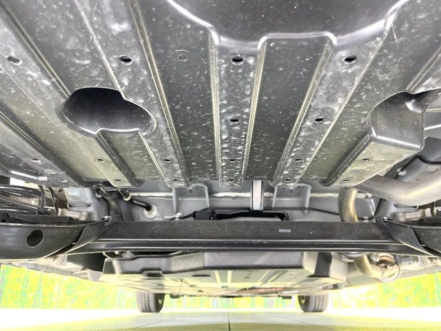 下回りがきれいなうちに、防錆加工の施工がオススメ。降雪地域はもちろん、沿岸部にお住いの方や、趣味でマリン・ウィンタースポーツをされる方にご好評いただいております。