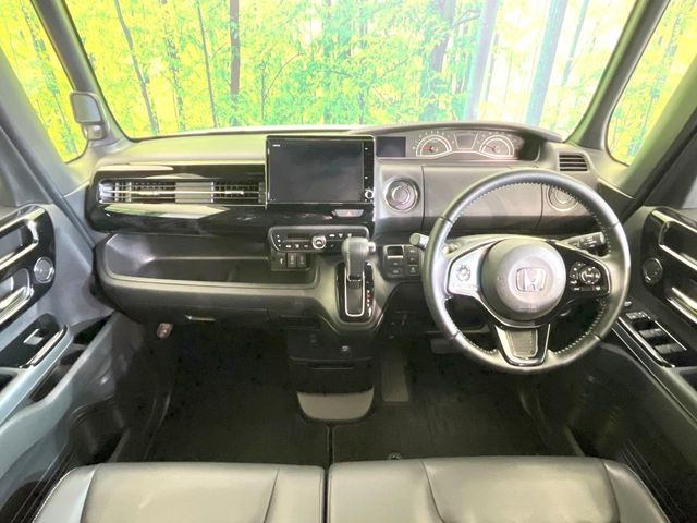 N-BOXカスタムL ターボ