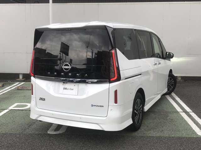 セレナ1.4 e-POWER ハイウェイスターV