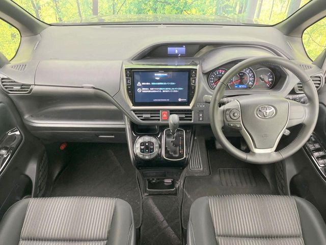 ヴォクシー2.0 ZS