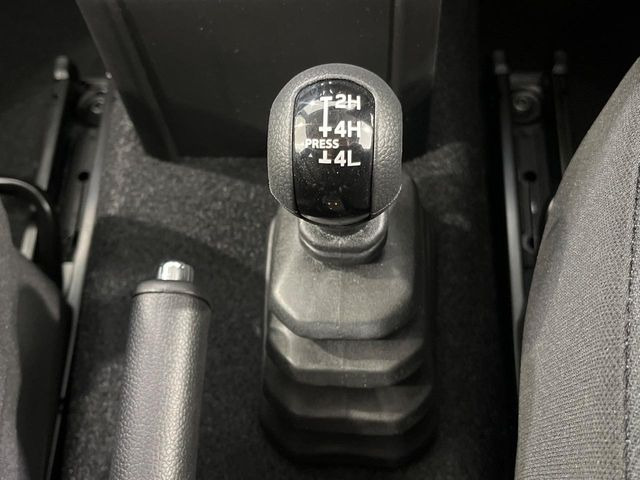 ジムニーノマド1.5 FC 4WD