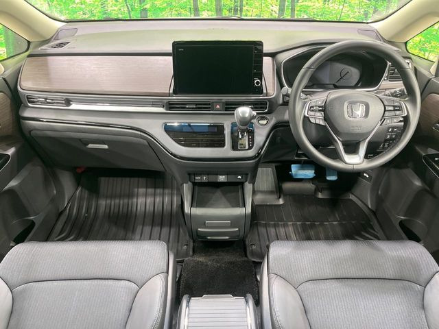 オデッセイ2.0 e:HEV アブソルート EX