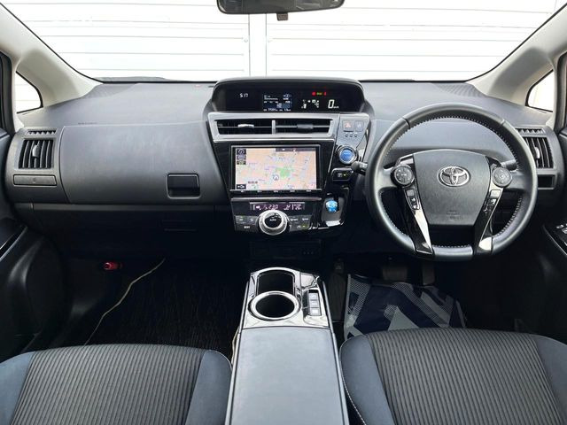 プリウスα1.8 S チューンブラックII