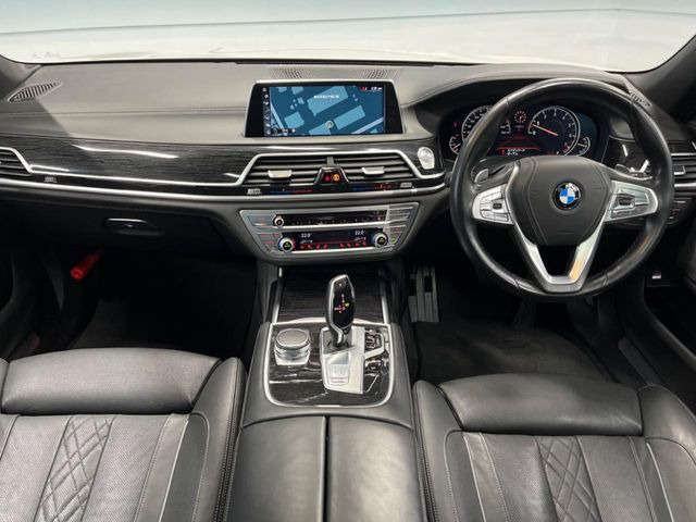 7シリーズ750Li Mスポーツ