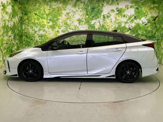 プリウス1.8 A ツーリングセレクション ブラックエディション