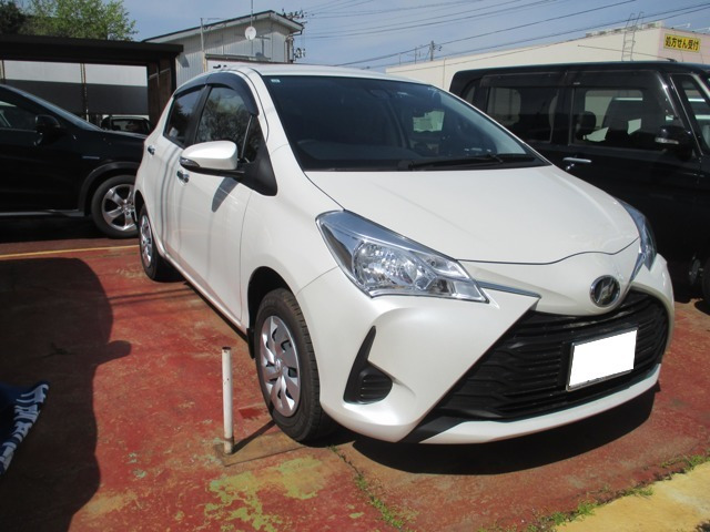 ヴィッツ1.3 F セーフティ エディション 4WD