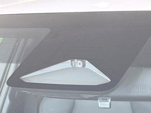 カローラツーリング1.8 ハイブリッド W×B