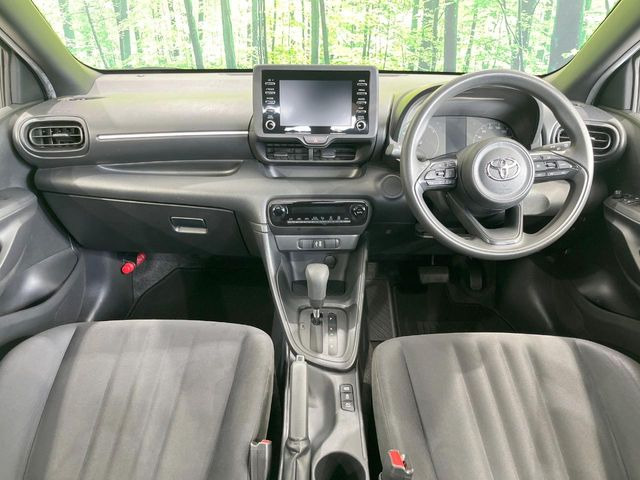 ヤリス1.5 ハイブリッド X