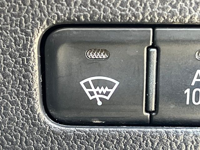 プリウス1.8 S セーフティ プラス