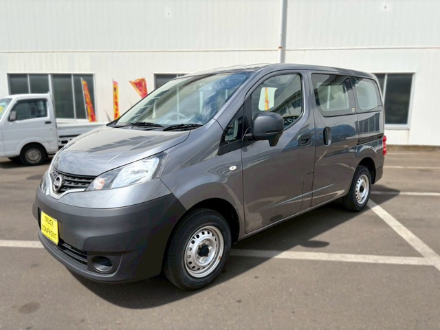 NV200バネットバン1.6 DX