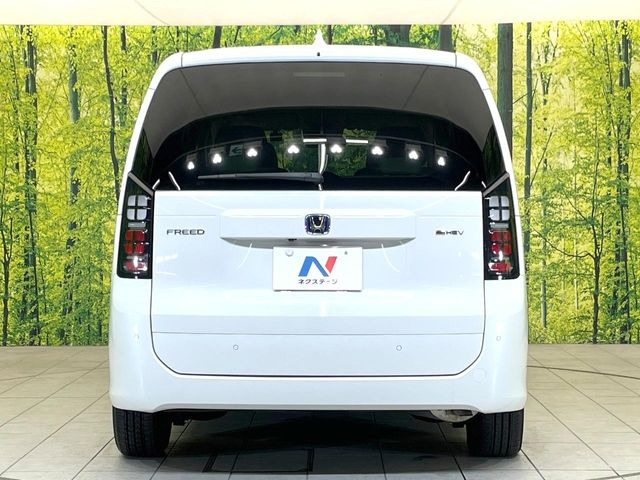 安心の最長10年・走行無制限保証(有償)をご用意。保証内容も充実はもちろん、無料点検&オイル交換や、年中無休の全国・24時間ロードサービスも付帯されておりますのでご安心下さい。