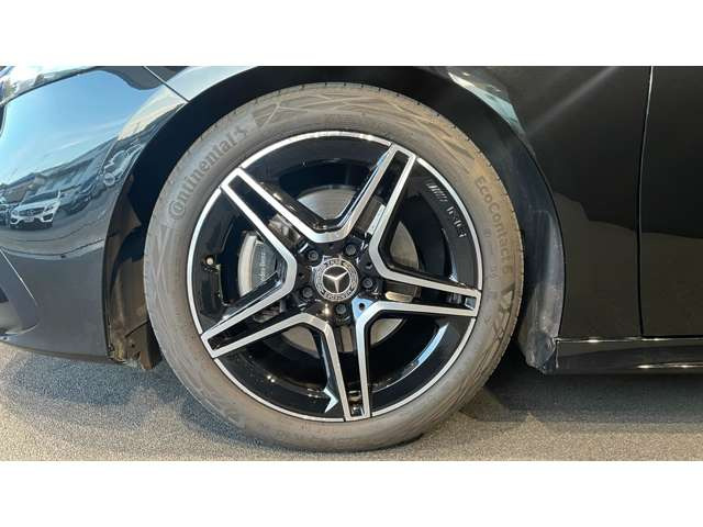 AクラスセダンA200d AMGラインパッケージ