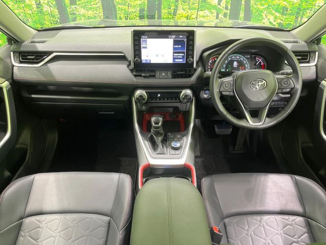 RAV42.0 アドベンチャー オフロードパッケージ 4WD