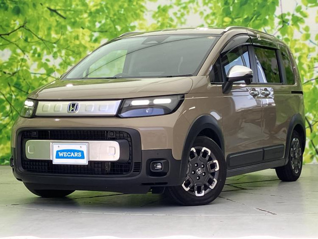 フリード1.5 ハイブリッド クロスター