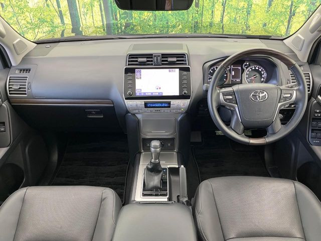 ランドクルーザープラド2.7 TX Lパッケージ マットブラック エディション 4WD