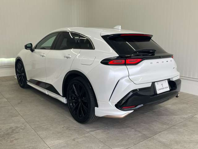 クラウンスポーツ2.5 Z E-Four 4WD