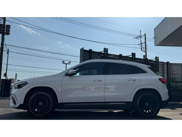 GLAクラスGLA200 d 4マチック アーバン スターズ 4WD