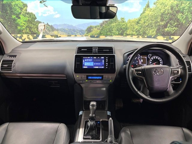 ランドクルーザープラド2.8 TX Lパッケージ マットブラック エディション ディーゼル 4WD