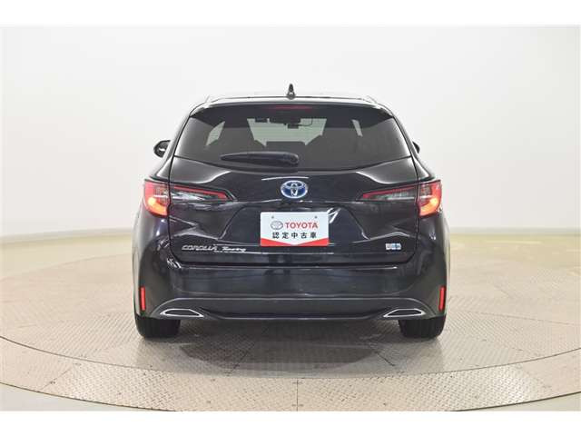 カローラツーリング1.8 ハイブリッド W×B