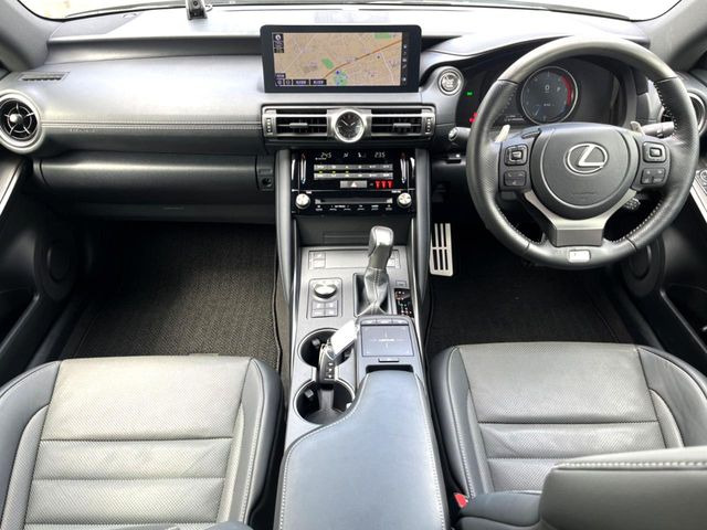 IS300 Fスポーツ モード ブラック