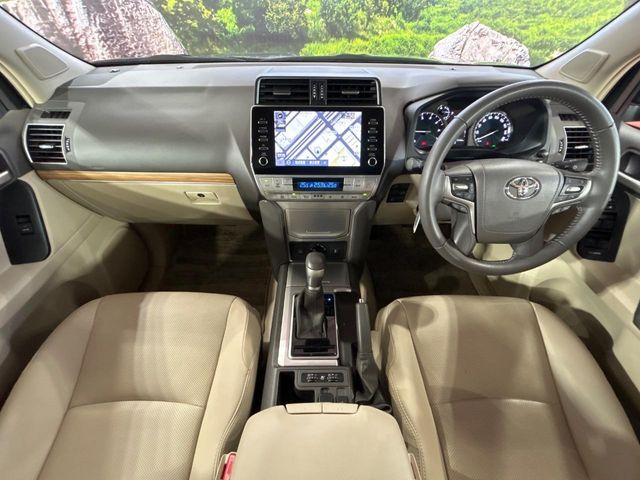 ランドクルーザープラド2.7 TX Lパッケージ マットブラック エディション 4WD