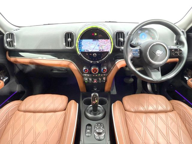 ミニクロスオーバークーパー D オール4 4WD