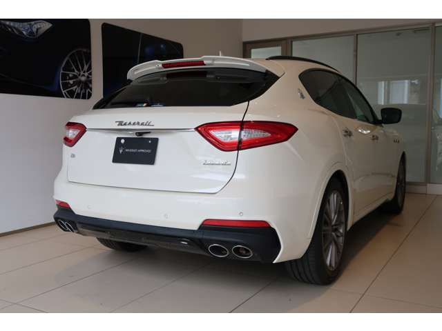 レヴァンテグランスポーツ 4WD