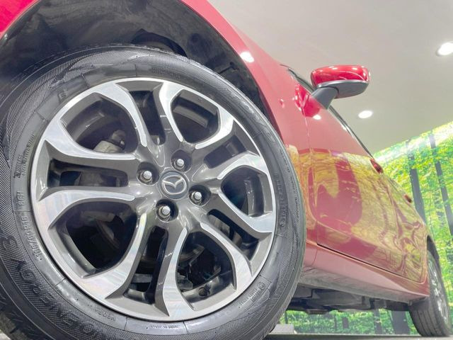 �y����16�C���`�A���~�z�C�[���z�O�ςɃ}�b�`���������A���~�z�C�[���𑕒����Ă���܂��B�e��ЊO�A���~�z�C�[����A�X�^�b�h���X�^�C�����戵�����Ă���܂��B���񂲑��k����������