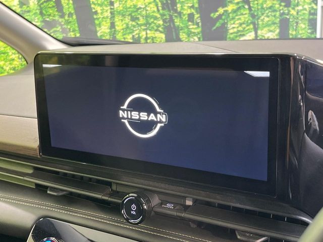 セレナ1.4 e-POWER ハイウェイスターV