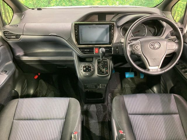 ヴォクシー2.0 ZS