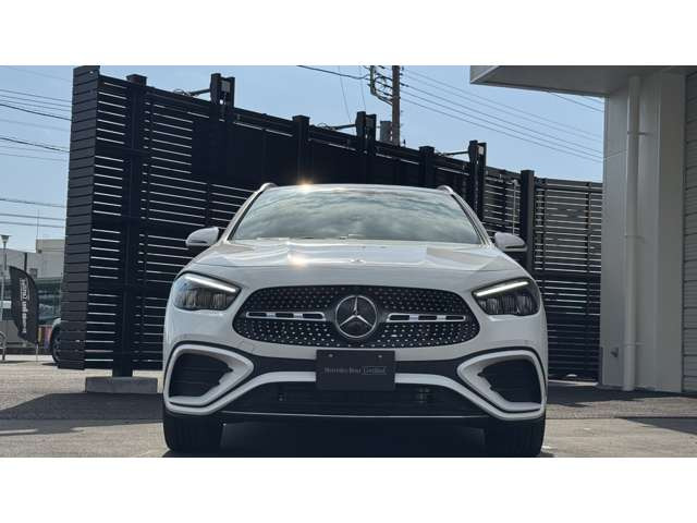 GLAクラスGLA200 d 4マチック アーバン スターズ 4WD