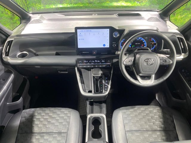 ヴォクシー1.8 ハイブリッド S-Z