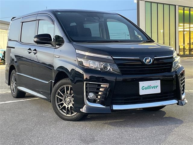 ヴォクシー1.8 ハイブリッド ZS