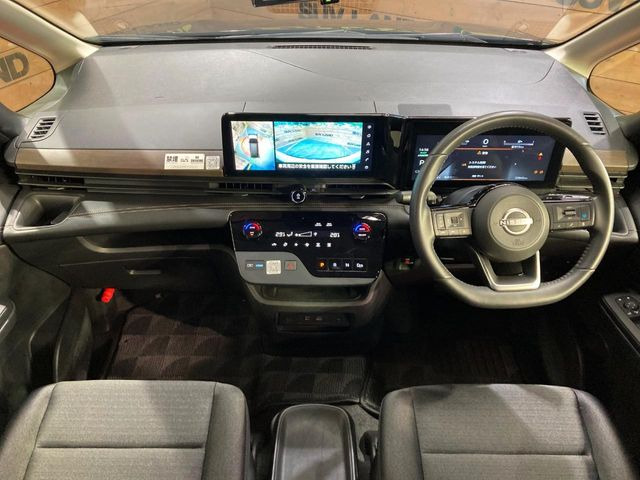 セレナ1.4 e-POWER ハイウェイスターV