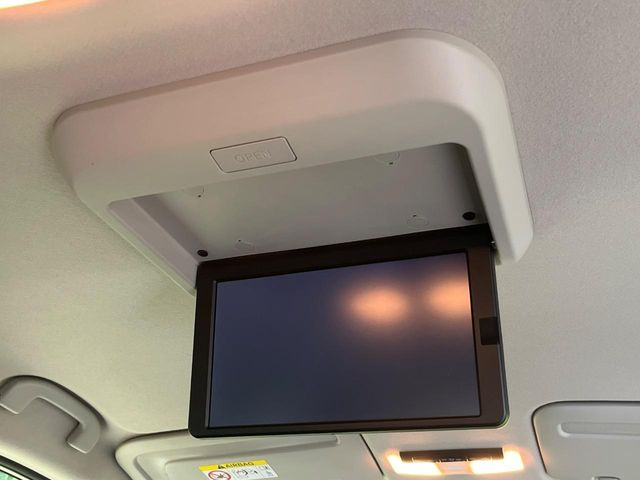 セレナ1.2 e-POWER ハイウェイスターV