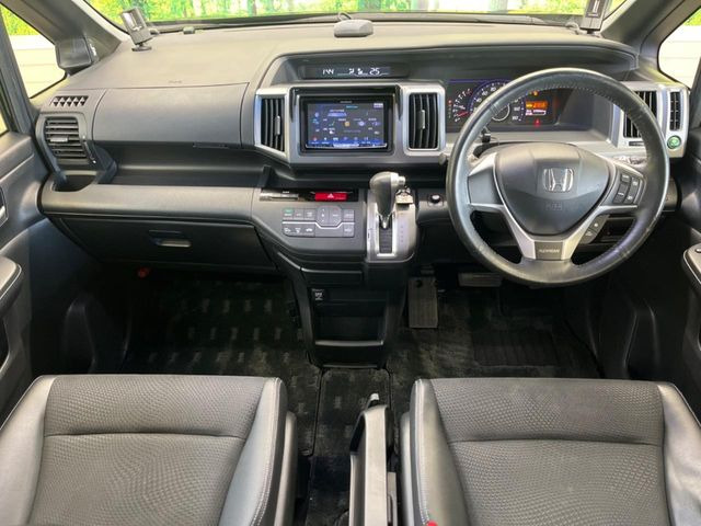 ステップワゴン2.0 スパーダ Z クールスピリット