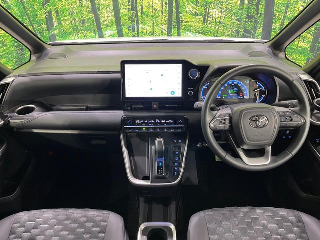 ヴォクシー1.8 ハイブリッド S-Z