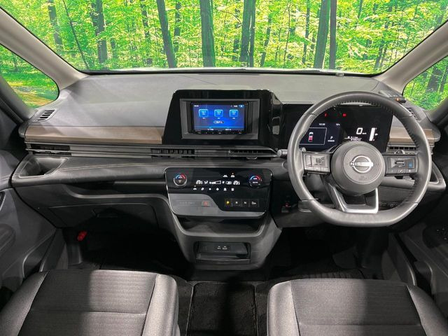 セレナ2.0 ハイウェイスターV Vセレクション