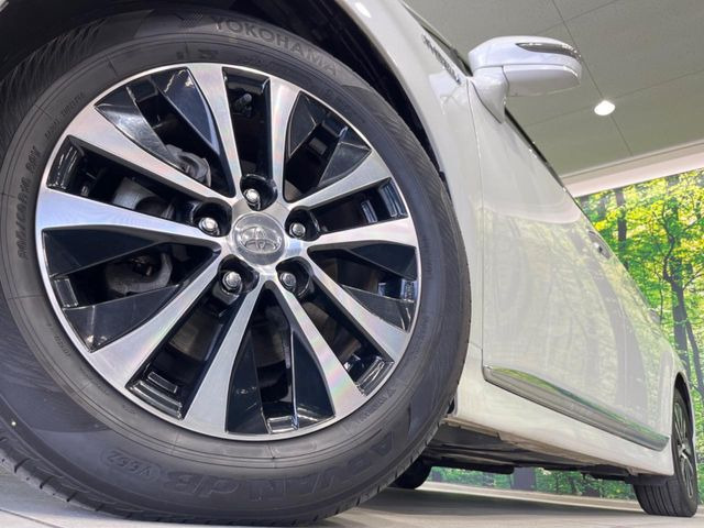 �y����16�C���`�A���~�z�C�[���z�O�ςɃ}�b�`���������A���~�z�C�[���𑕒����Ă���܂��B�e��ЊO�A���~�z�C�[����A�X�^�b�h���X�^�C�����戵�����Ă���܂��B���񂲑��k����������