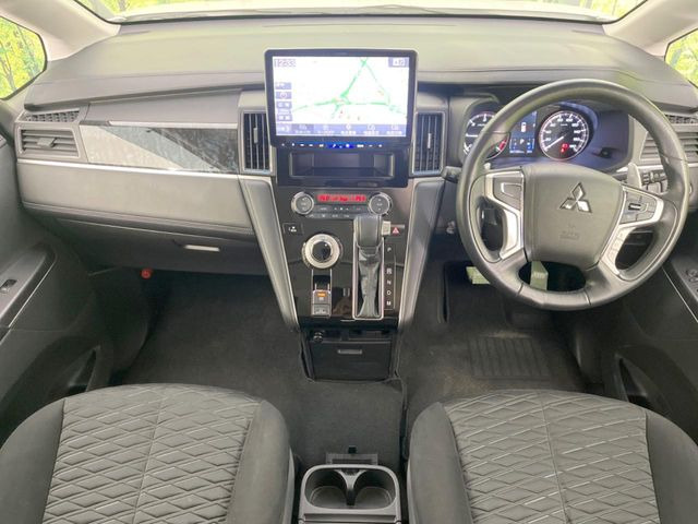 デリカD:5アーバンギア 2.2 G パワーパッケージ 4WD