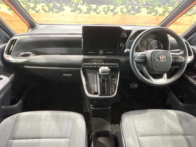 ヴォクシー1.8 ハイブリッド S-G