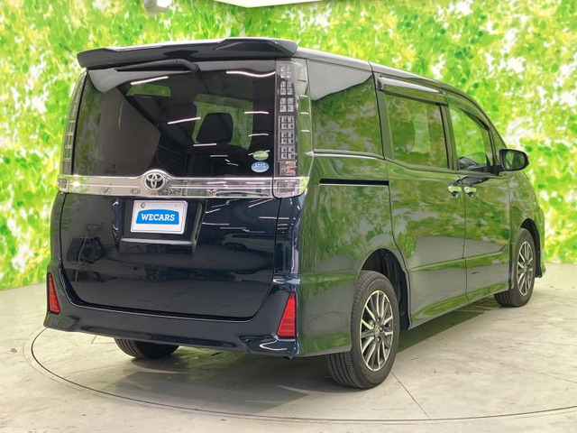 ヴォクシー2.0 ZS 煌 4WD