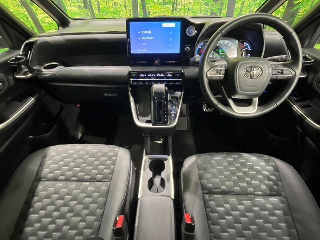 ヴォクシー1.8 ハイブリッド S-Z